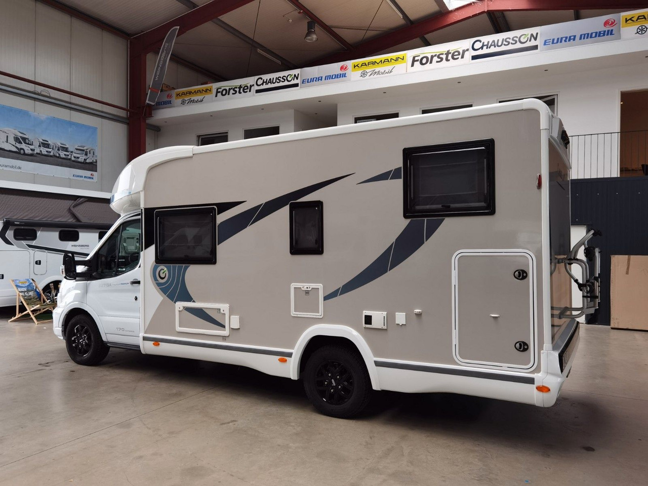 Chausson 627 GA TITANIUM -PREMIUM /EINZELBETTEN & HUBBETT - Polointegrované obytné auto: obrázok 5 Chausson 627 GA TITANIUM -PREMIUM /EINZELBETTEN & HUBBETT - Polointegrované obytné auto: obrázok 5