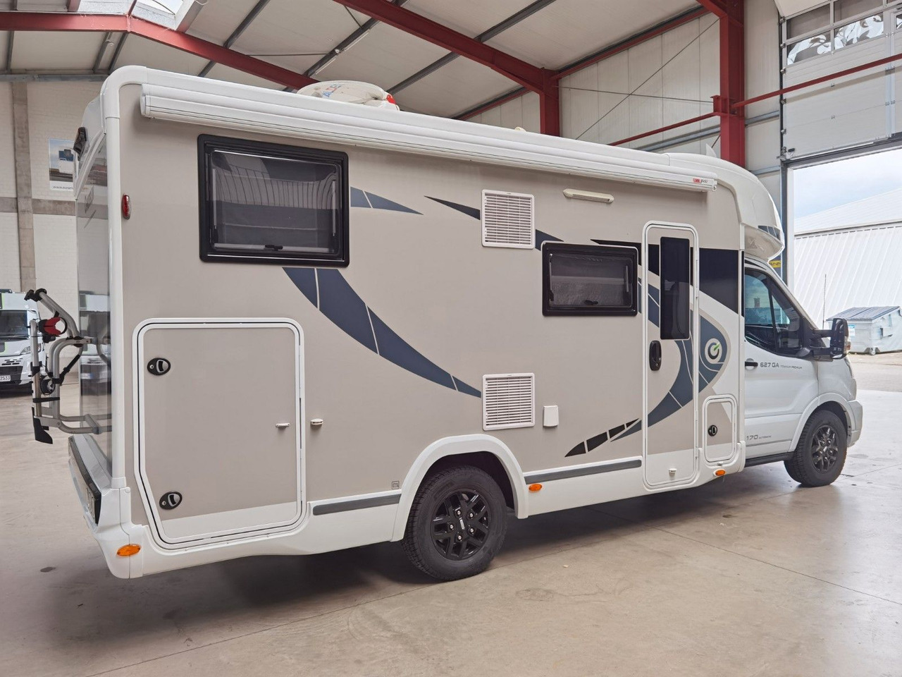 Chausson 627 GA TITANIUM -PREMIUM /EINZELBETTEN & HUBBETT - Polointegrované obytné auto: obrázok 4 Chausson 627 GA TITANIUM -PREMIUM /EINZELBETTEN & HUBBETT - Polointegrované obytné auto: obrázok 4