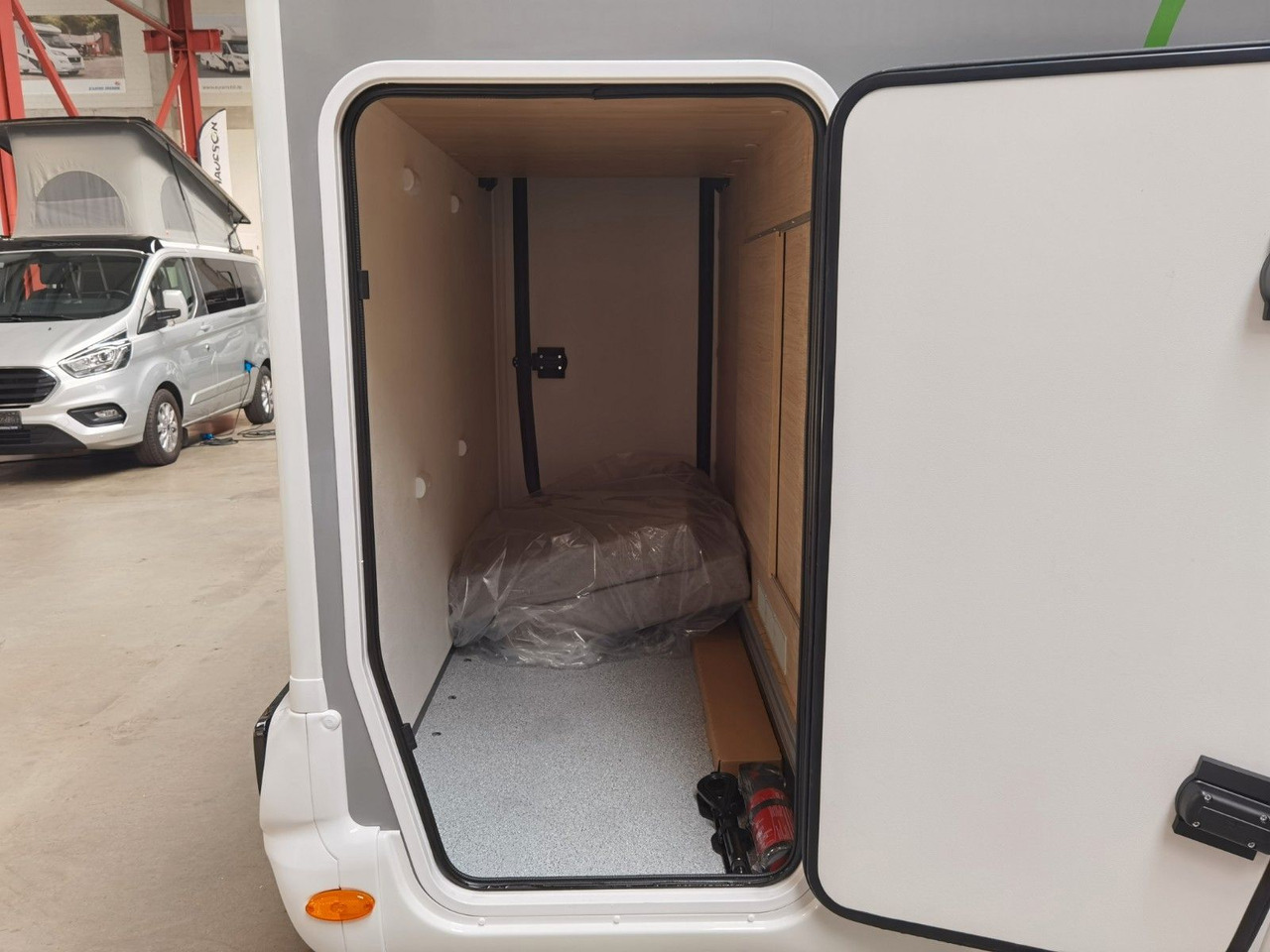 Polointegrované obytné auto Chausson 640 ETAPE LINE /-2025- / XXL - HUBBETT & RAUMBAD: obrázok 9 Polointegrované obytné auto Chausson 640 ETAPE LINE /-2025- / XXL - HUBBETT & RAUMBAD: obrázok 9