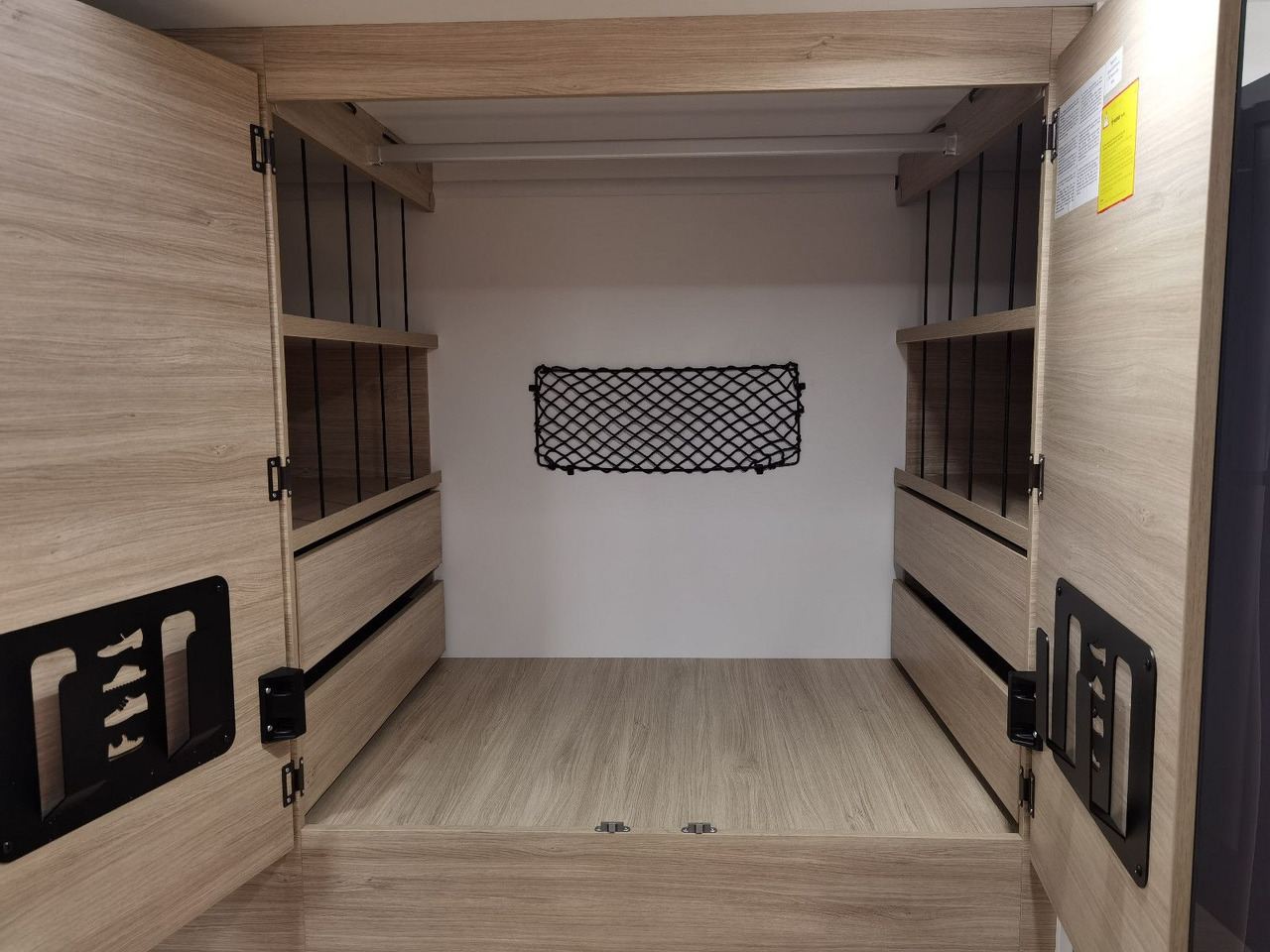 Polointegrované obytné auto Chausson 640 TITANIUM /- 2026 - / XXL - HUBBETT & RAUMBAD: obrázok 16
