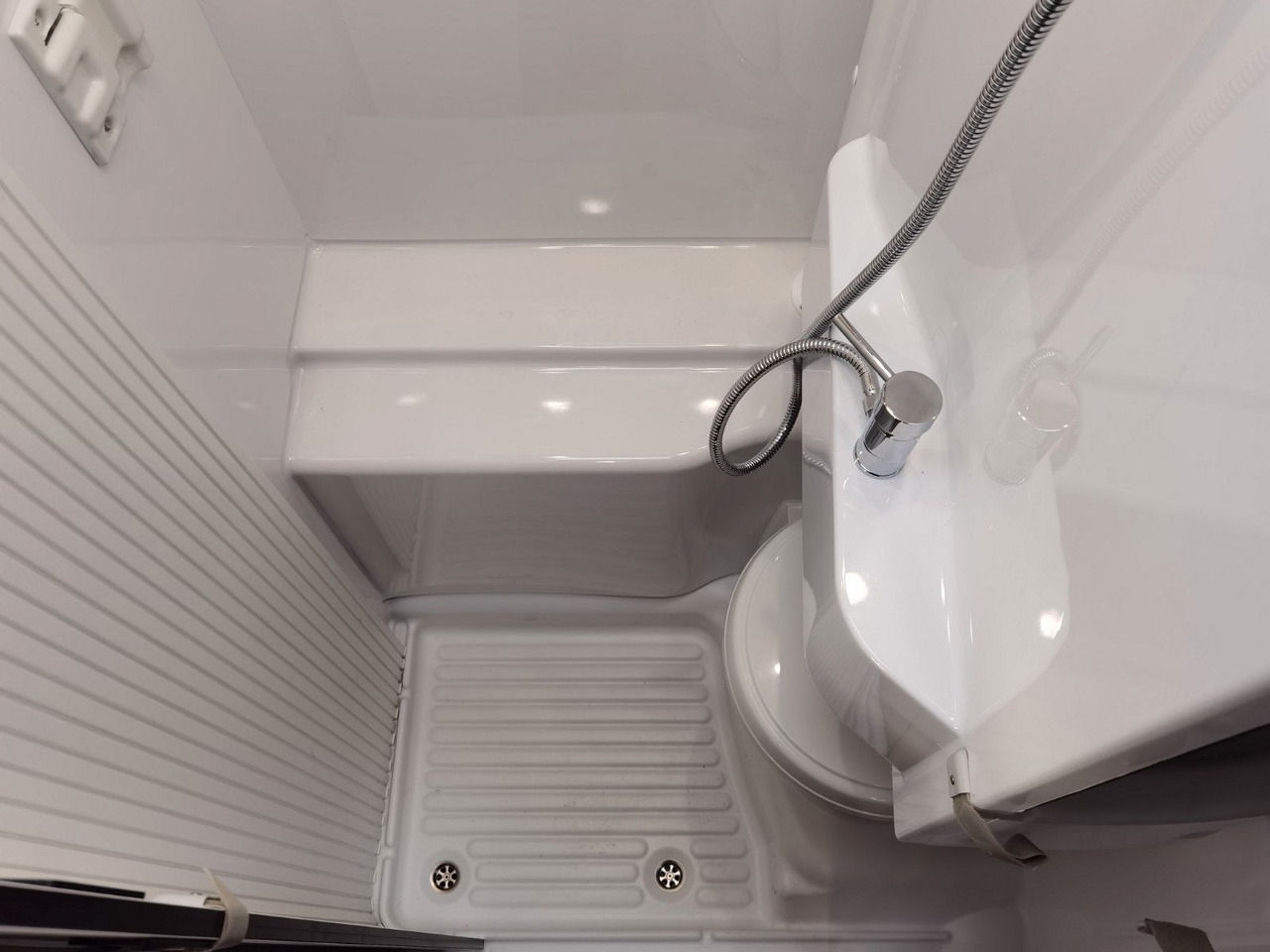 Polointegrované obytné auto Chausson S 697 SPORT LINE / - 2026 - / FORD 165PS-8G: obrázok 22 Polointegrované obytné auto Chausson S 697 SPORT LINE / - 2026 - / FORD 165PS-8G: obrázok 22