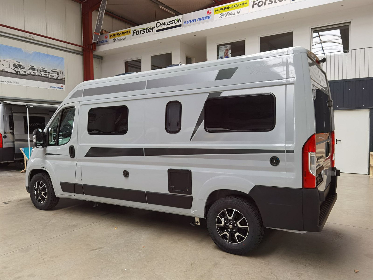 Karmann DEXTER 580 /- 2026 -/ PANORAMA DACHFENSTER - Obytný van: obrázok 5 Karmann DEXTER 580 /- 2026 -/ PANORAMA DACHFENSTER - Obytný van: obrázok 5
