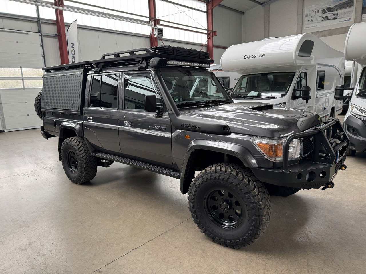 Toyota GRJ 79 DC - VX LIMITED / VIELE EXTRAS - SUV: obrázok 2 Toyota GRJ 79 DC - VX LIMITED / VIELE EXTRAS - SUV: obrázok 2