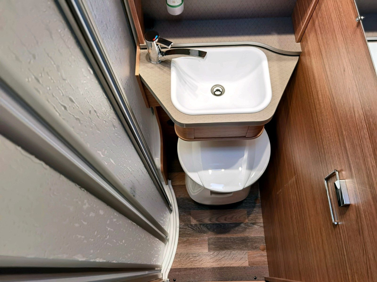 Leasing  Weinsberg CARACOMPACT 600 MEG EDITION PEPPER / TOP-AUSSTAT Weinsberg CARACOMPACT 600 MEG EDITION PEPPER / TOP-AUSSTAT: obrázok 26