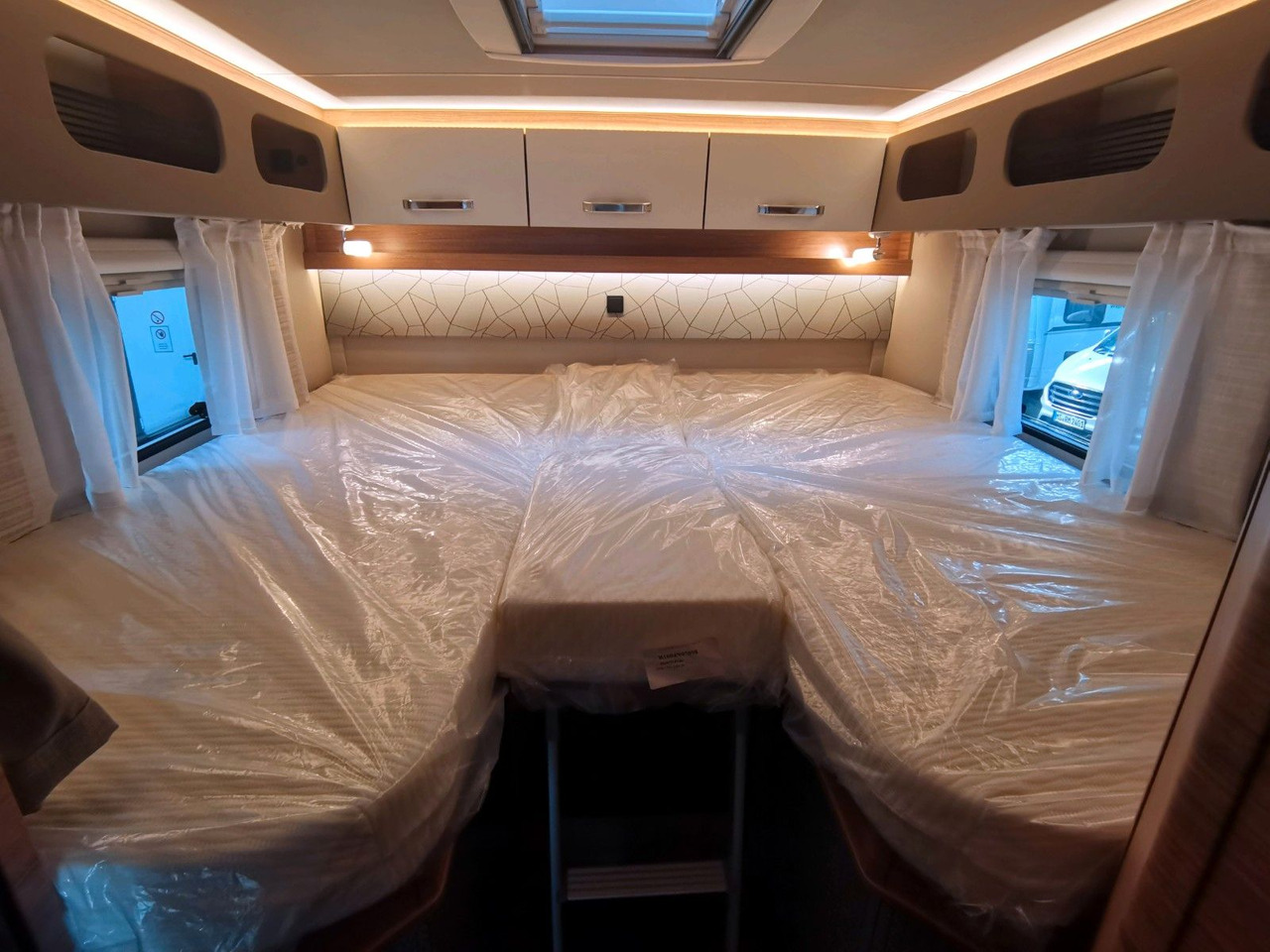 Leasing  Weinsberg CARACOMPACT 600 MEG EDITION PEPPER / TOP-AUSSTAT Weinsberg CARACOMPACT 600 MEG EDITION PEPPER / TOP-AUSSTAT: obrázok 23