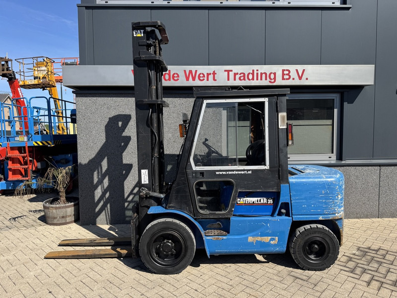 Caterpillar DP35K - Dieselový vysokozdvižný vozík: obrázok 1 Caterpillar DP35K - Dieselový vysokozdvižný vozík: obrázok 1