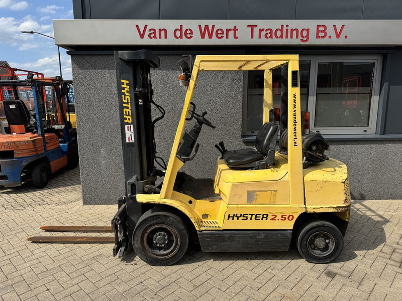 Hyster H2.50XM Triplo 470 Freelift / Sideshift LPG 1995 - Plynový vysokozdvižný vozík: obrázok 1 Hyster H2.50XM Triplo 470 Freelift / Sideshift LPG 1995 - Plynový vysokozdvižný vozík: obrázok 1