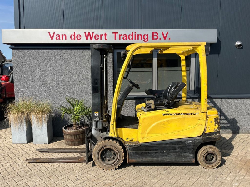 Hyster J 3.0 XN - Elektrický vysokozdvižný vozík: obrázok 1 Hyster J 3.0 XN - Elektrický vysokozdvižný vozík: obrázok 1
