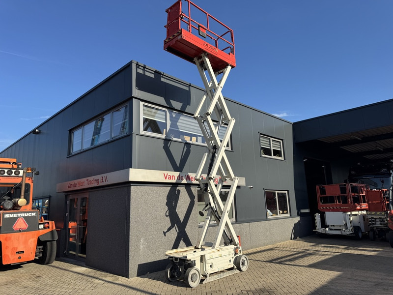 Samohybná plošiny JLG 2032ES Schaarhoogwerker / Scissor lift 8Meter Werkhoogte 2016 Elektrisch: obrázok 8