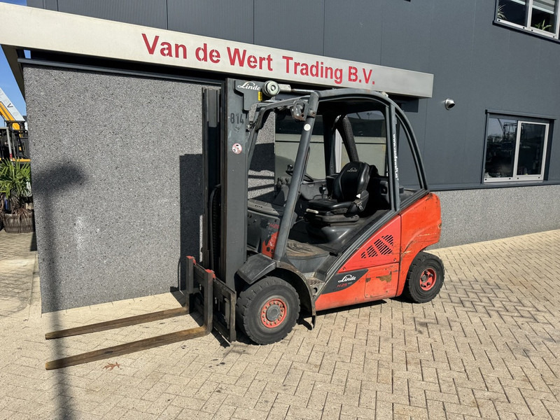 Linde H25D-02 Triplo 470 Freelift / Sideshift VW Diesel 2014 - Dieselový vysokozdvižný vozík: obrázok 2 Linde H25D-02 Triplo 470 Freelift / Sideshift VW Diesel 2014 - Dieselový vysokozdvižný vozík: obrázok 2