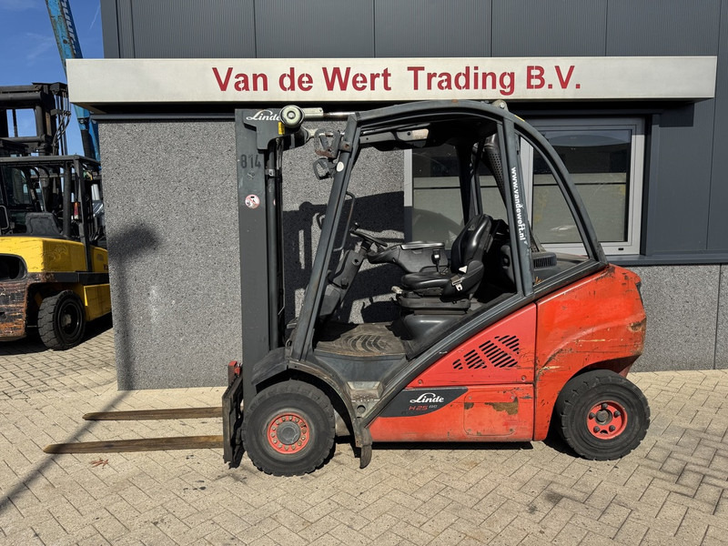 Linde H25D-02 Triplo 470 Freelift / Sideshift VW Diesel 2014 - Dieselový vysokozdvižný vozík: obrázok 1 Linde H25D-02 Triplo 470 Freelift / Sideshift VW Diesel 2014 - Dieselový vysokozdvižný vozík: obrázok 1