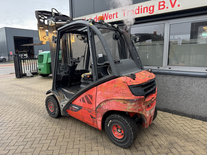 Linde H25T-02 Triplo 550 Freelift / Sideshift / Vorkversteller LPG 2013 - Plynový vysokozdvižný vozík: obrázok 4 Linde H25T-02 Triplo 550 Freelift / Sideshift / Vorkversteller LPG 2013 - Plynový vysokozdvižný vozík: obrázok 4