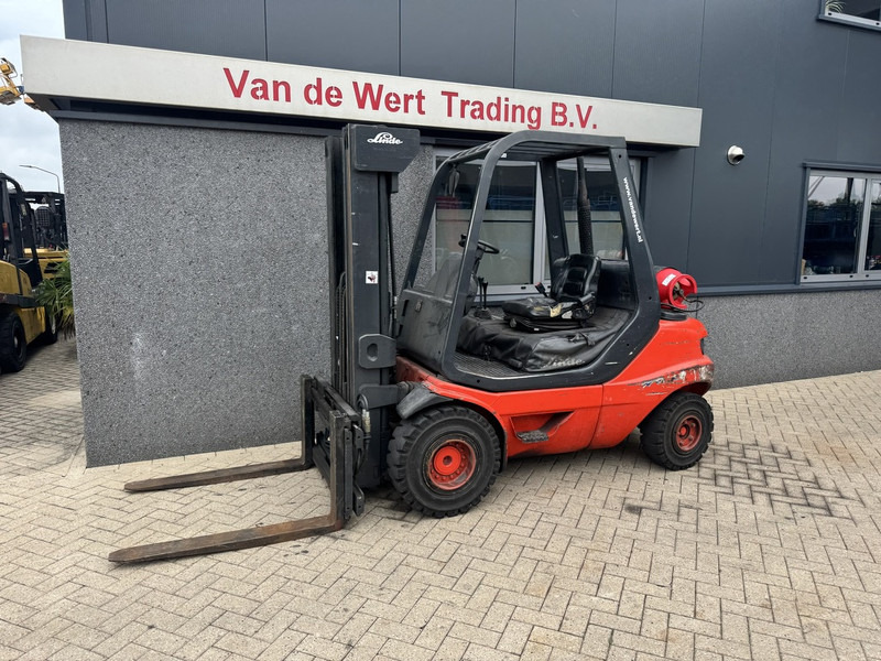 Linde H30T-03 Triplo 475 Freelift/Sideshift/4e functie LPG 1998 - Plynový vysokozdvižný vozík: obrázok 2 Linde H30T-03 Triplo 475 Freelift/Sideshift/4e functie LPG 1998 - Plynový vysokozdvižný vozík: obrázok 2