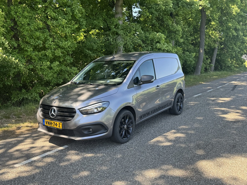 Mercedes-Benz Citan 110 CDI - Dodávka skriňová nadstavba: obrázok 2 Mercedes-Benz Citan 110 CDI - Dodávka skriňová nadstavba: obrázok 2
