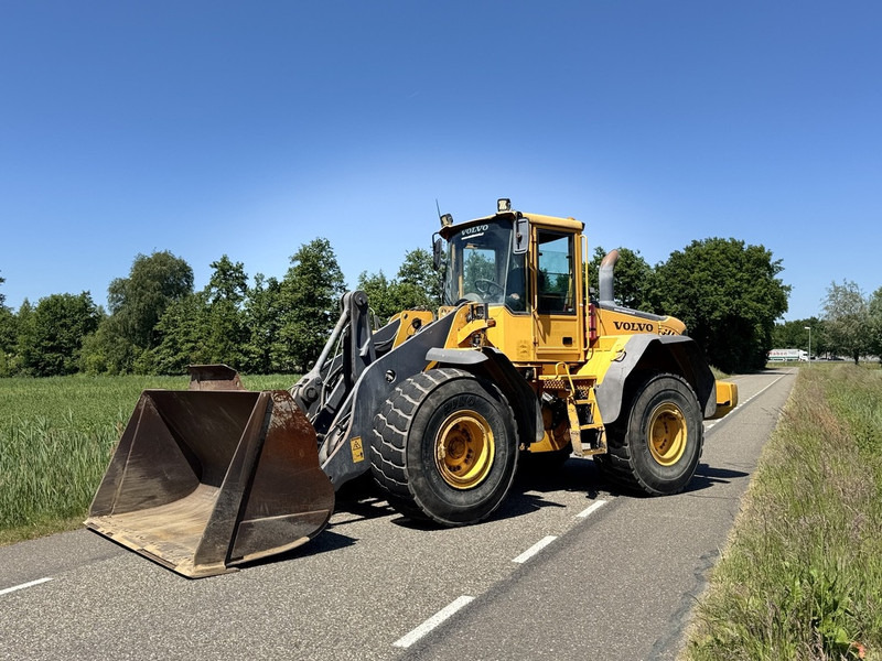 Volvo L110E - Kolesový nakladač: obrázok 3 Volvo L110E - Kolesový nakladač: obrázok 3