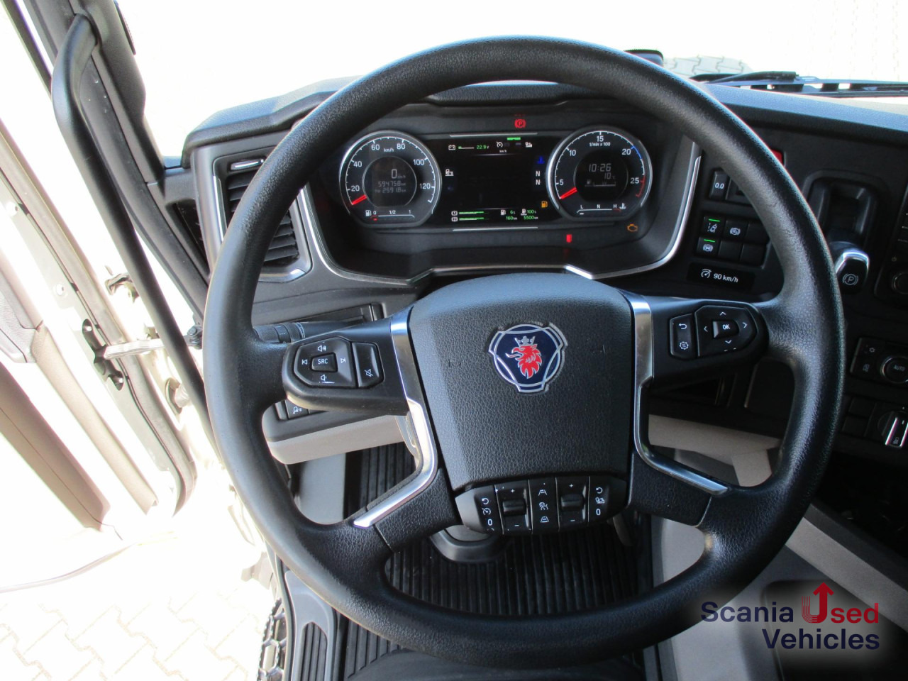 SCANIA R 450 A4x2EB Hubsattelkupplung - Ťahač: obrázok 3 SCANIA R 450 A4x2EB Hubsattelkupplung - Ťahač: obrázok 3