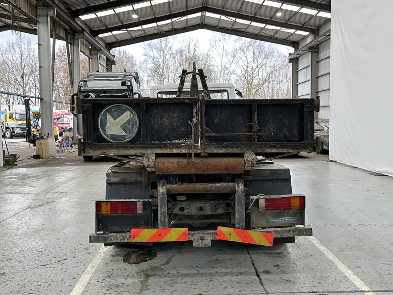 Mercedes-Benz 1117 - Sklápač: obrázok 4 Mercedes-Benz 1117 - Sklápač: obrázok 4