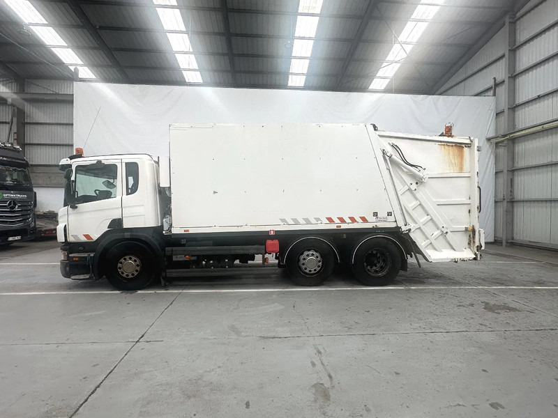 Scania P230 6X2 / Essieu relevable directionnel / Stuurbare liftas / Steerable lift axle - Auto na odvoz odpadu: obrázok 2 Scania P230 6X2 / Essieu relevable directionnel / Stuurbare liftas / Steerable lift axle - Auto na odvoz odpadu: obrázok 2