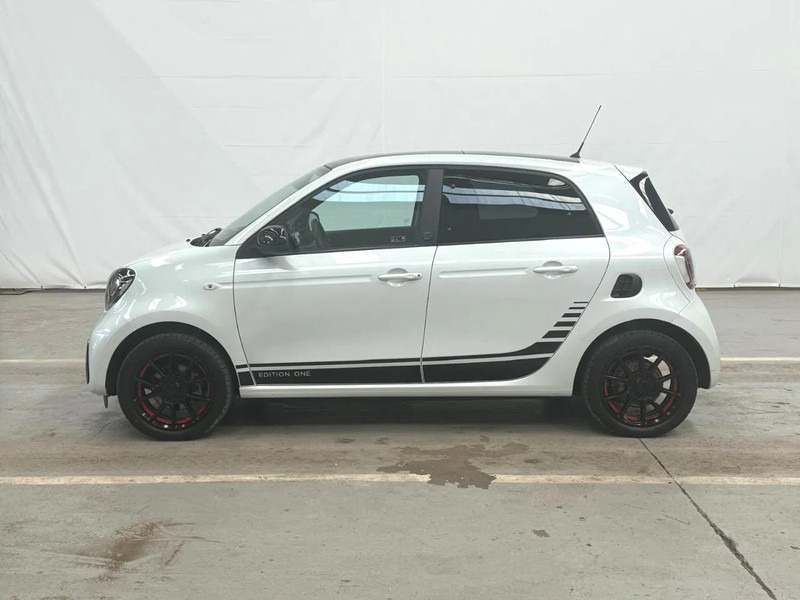 Smart Forfour ONE EQ / 100% ELECTRIC / BRABUS ALLOY WHEELS /EDITION ONE - Automobil: obrázok 2 Smart Forfour ONE EQ / 100% ELECTRIC / BRABUS ALLOY WHEELS /EDITION ONE - Automobil: obrázok 2