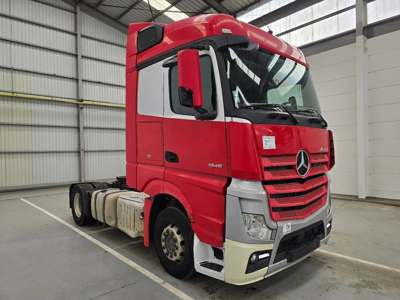 Mercedes-Benz Actros 1845 EURO 6 / AIRCO - Ťahač: obrázok 3 Mercedes-Benz Actros 1845 EURO 6 / AIRCO - Ťahač: obrázok 3