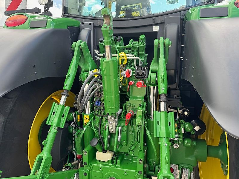 John Deere 6R195 AP 50KM COMMAND-PRO G5-PLUS 2024 690 UUR!!! - Traktor: obrázok 4 John Deere 6R195 AP 50KM COMMAND-PRO G5-PLUS 2024 690 UUR!!! - Traktor: obrázok 4