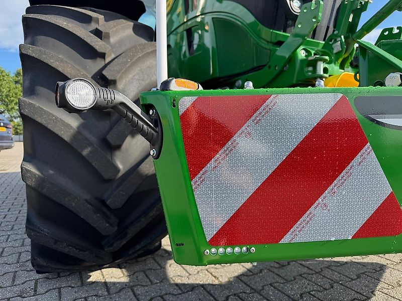TractorBumper SafetyWeight Frontgewicht Bumper Gewicht - Traktor: obrázok 4 TractorBumper SafetyWeight Frontgewicht Bumper Gewicht - Traktor: obrázok 4