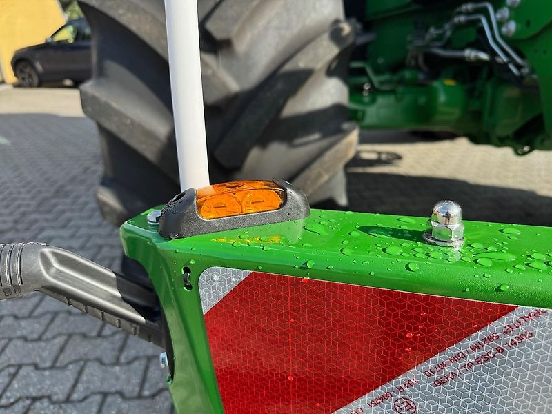 TractorBumper SafetyWeight Frontgewicht Bumper Gewicht - Traktor: obrázok 5 TractorBumper SafetyWeight Frontgewicht Bumper Gewicht - Traktor: obrázok 5