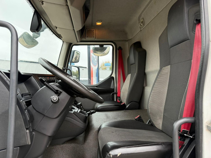 Leasing Renault D210.14 Frigobox Multitemp + Taillift CARRIER SUPRA 850 Renault D210.14 Frigobox Multitemp + Taillift CARRIER SUPRA 850: obrázok 19 Leasing Renault D210.14 Frigobox Multitemp + Taillift CARRIER SUPRA 850 Renault D210.14 Frigobox Multitemp + Taillift CARRIER SUPRA 850: obrázok 19