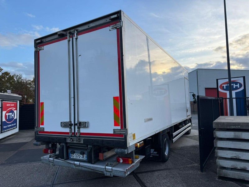 Renault D210.14 Frigobox Multitemp + Taillift THERMO KING T800R - Chladirenské nákladné vozidlo: obrázok 3 Renault D210.14 Frigobox Multitemp + Taillift THERMO KING T800R - Chladirenské nákladné vozidlo: obrázok 3