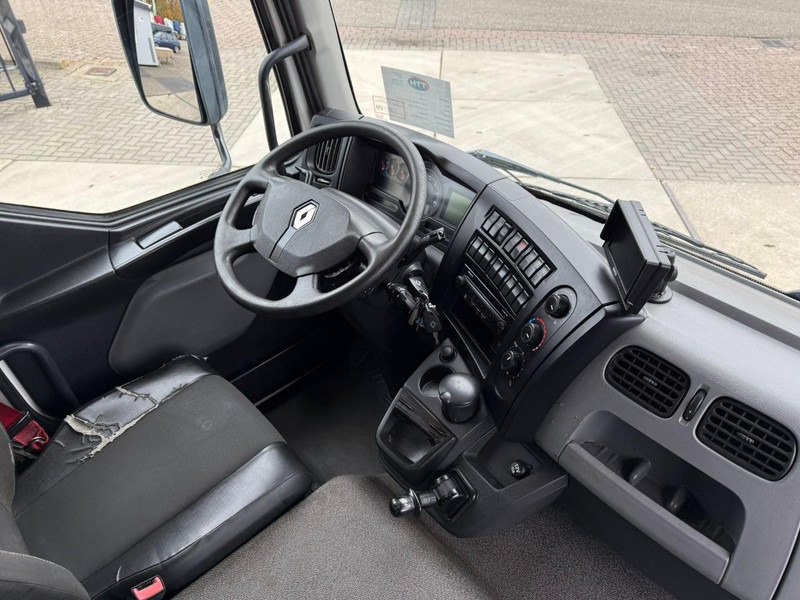 Chladirenské nákladné vozidlo Renault D210.14 Frigobox Multitemp + Taillift THERMO KING T800R: obrázok 19 Chladirenské nákladné vozidlo Renault D210.14 Frigobox Multitemp + Taillift THERMO KING T800R: obrázok 19