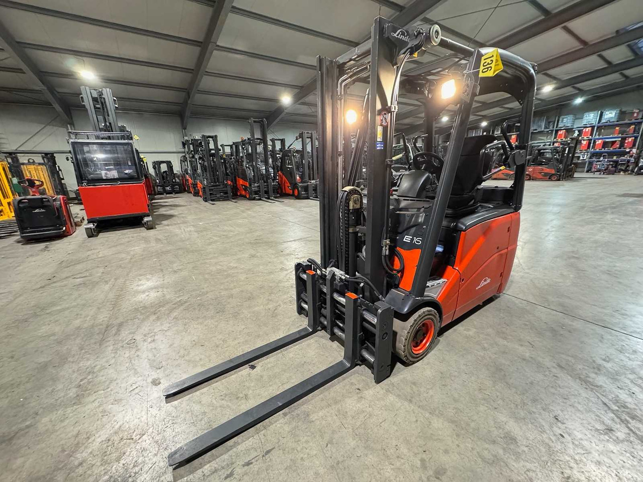 05/2024 SERVICE + UVV 12/2026 LINDE E16H 1.600KG 3.+4. VALVE FORK ADJUSTER DUPLEX FREE LIFT ELECTRIC FORKLIFT 7.089 HOURS - Vysokozdvižný vozík: obrázok 2 05/2024 SERVICE + UVV 12/2026 LINDE E16H 1.600KG 3.+4. VALVE FORK ADJUSTER DUPLEX FREE LIFT ELECTRIC FORKLIFT 7.089 HOURS - Vysokozdvižný vozík: obrázok 2