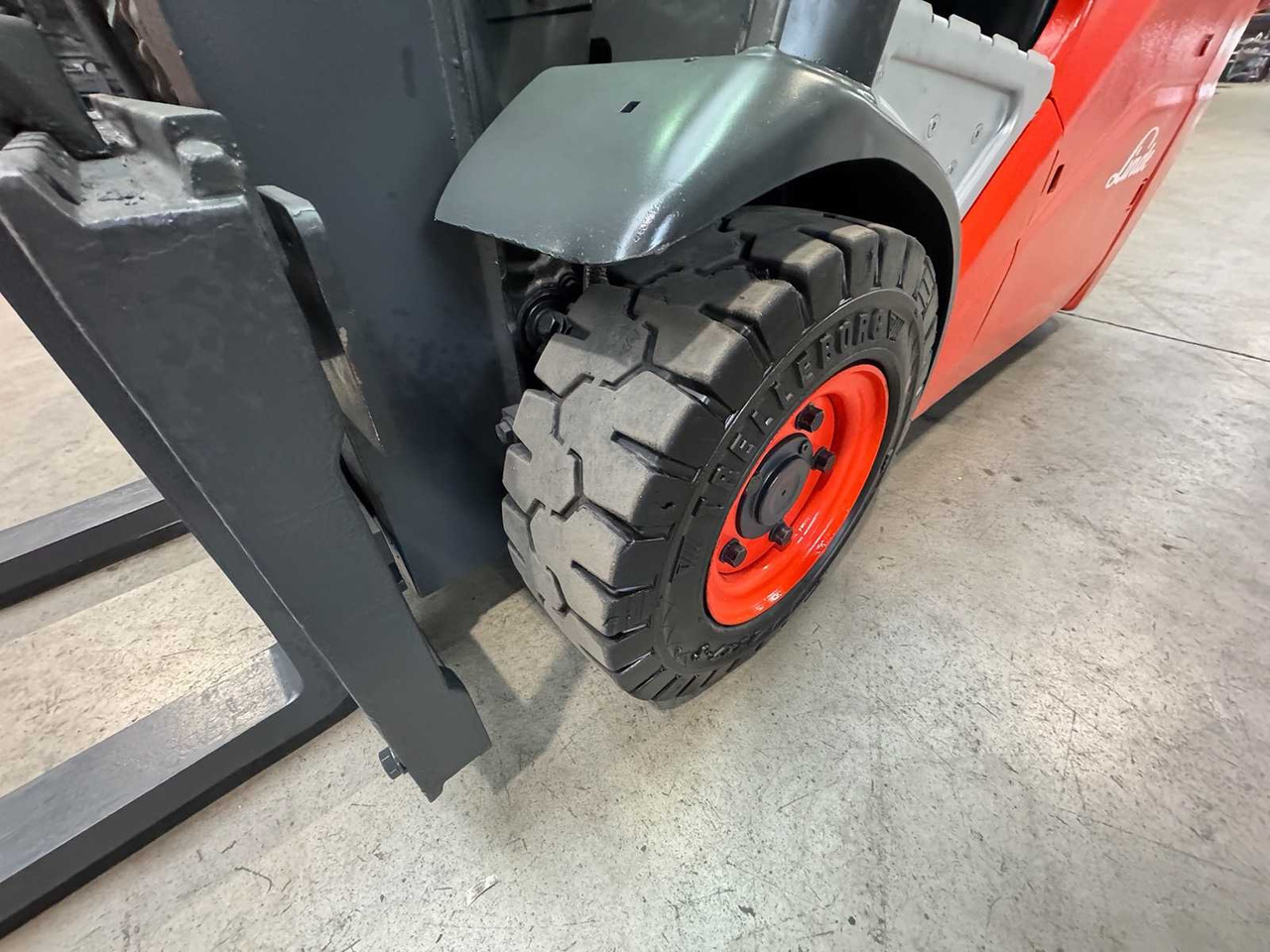 Vysokozdvižný vozík 12/2015 SERVICE + UVV 12/2026 LINDE E16C TRIPLEX 522CM ELECTRIC FORKLIFT 7,420 HOURS: obrázok 10