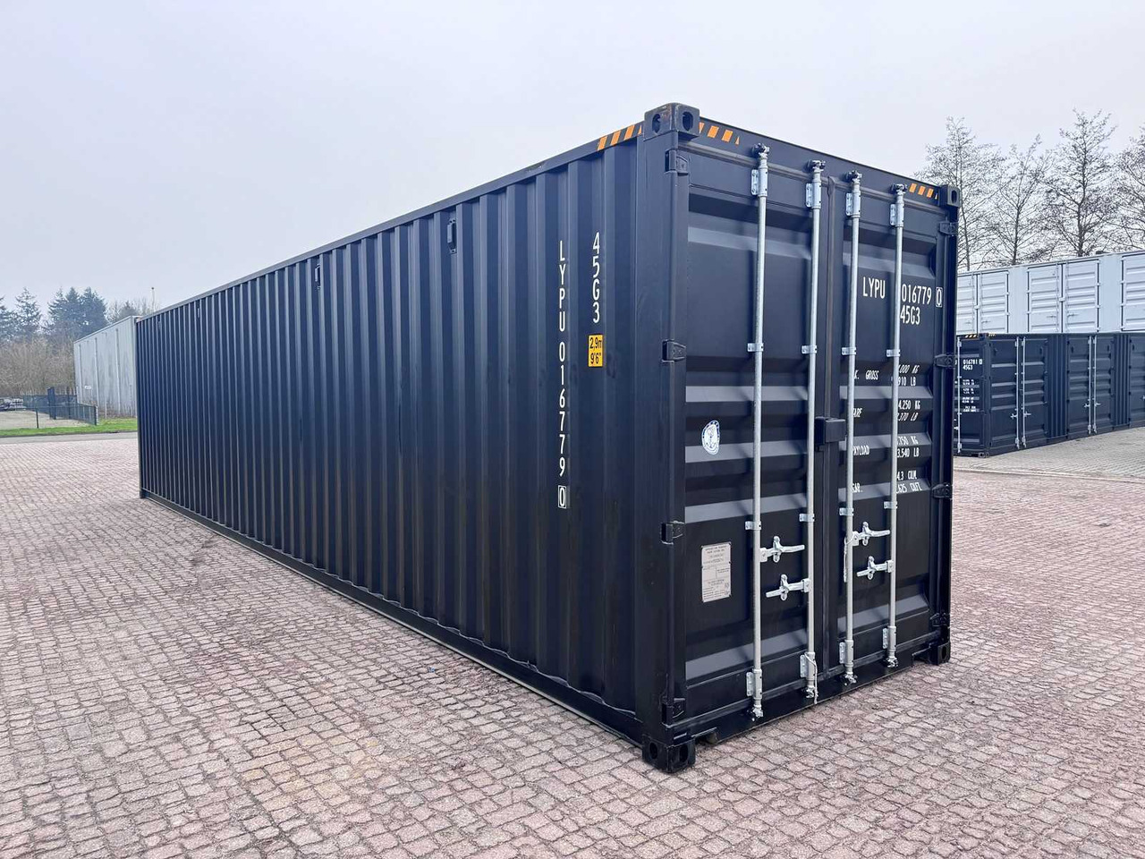 12 meter / 40ft HQ High Cube shipping container with 3 side doors - Lodny kontajner: obrázok 5 12 meter / 40ft HQ High Cube shipping container with 3 side doors - Lodny kontajner: obrázok 5