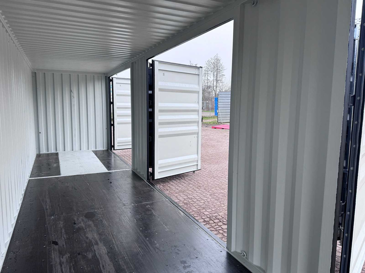 Lodny kontajner 12 meter / 40ft HQ High Cube shipping container with 3 side doors: obrázok 18