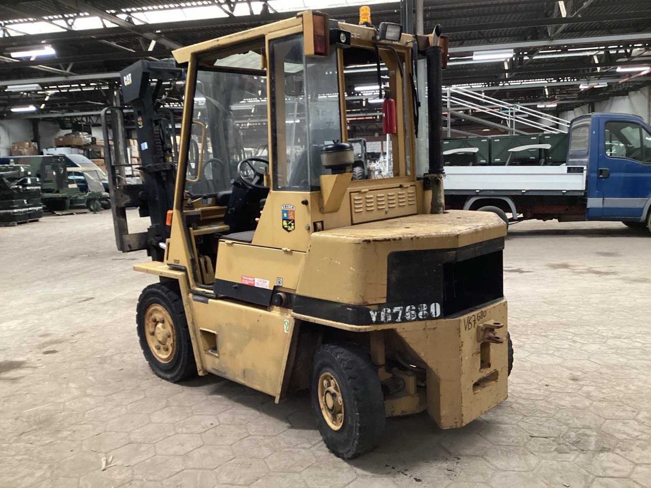 1992 CATERPILLAR V80 F FORKLIFT - Vysokozdvižný vozík: obrázok 4 1992 CATERPILLAR V80 F FORKLIFT - Vysokozdvižný vozík: obrázok 4