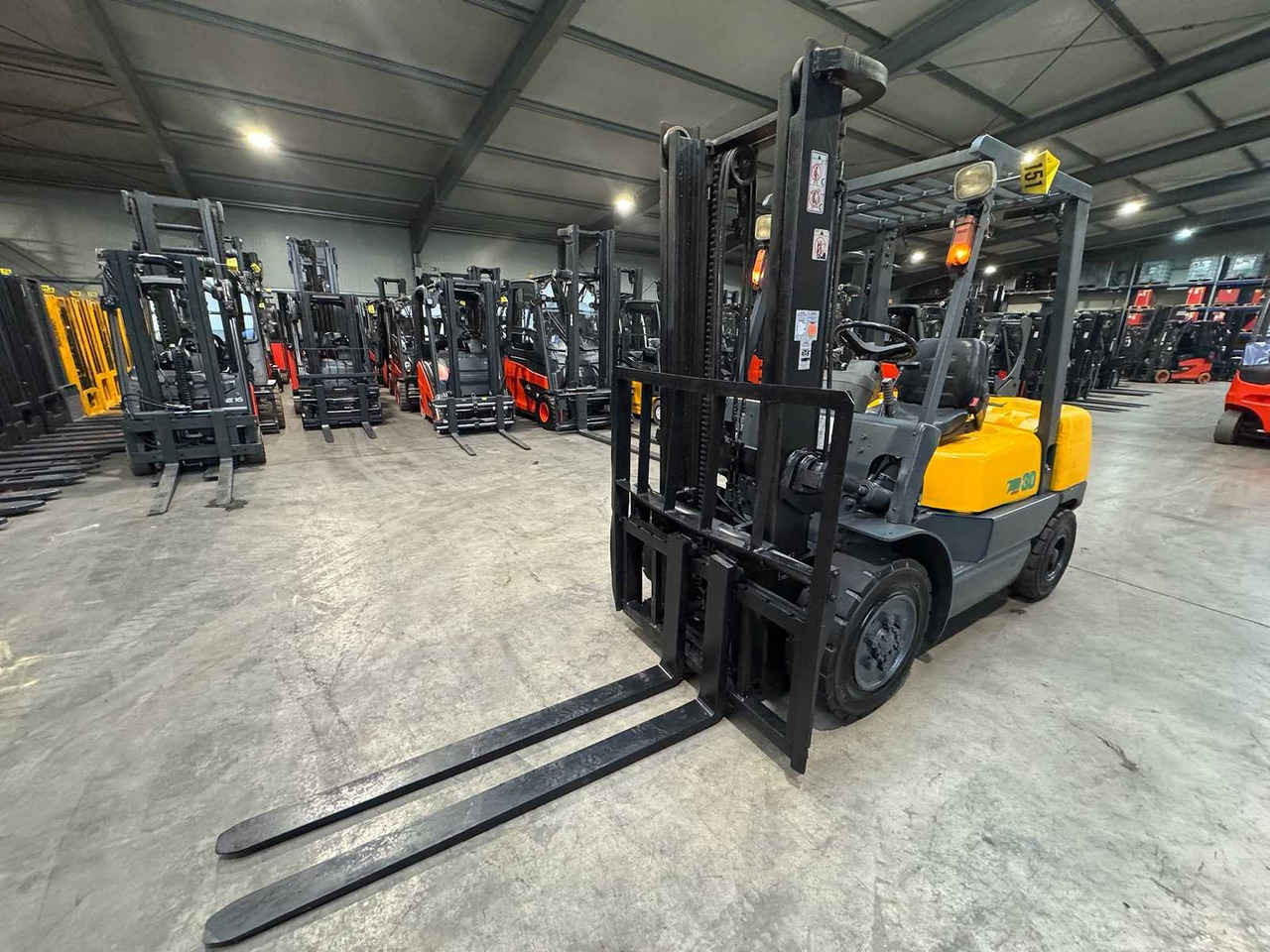 1992 SERVICE IN 415 HOURS TCM FG30N5 3,000KG GAS FORKLIFT FORKLIFT NISSAN ENGINE - Vysokozdvižný vozík: obrázok 2 1992 SERVICE IN 415 HOURS TCM FG30N5 3,000KG GAS FORKLIFT FORKLIFT NISSAN ENGINE - Vysokozdvižný vozík: obrázok 2