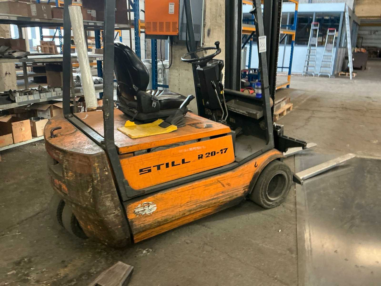 1992 STILL R20-17 ELECTRIC FORKLIFT - Vysokozdvižný vozík: obrázok 4 1992 STILL R20-17 ELECTRIC FORKLIFT - Vysokozdvižný vozík: obrázok 4