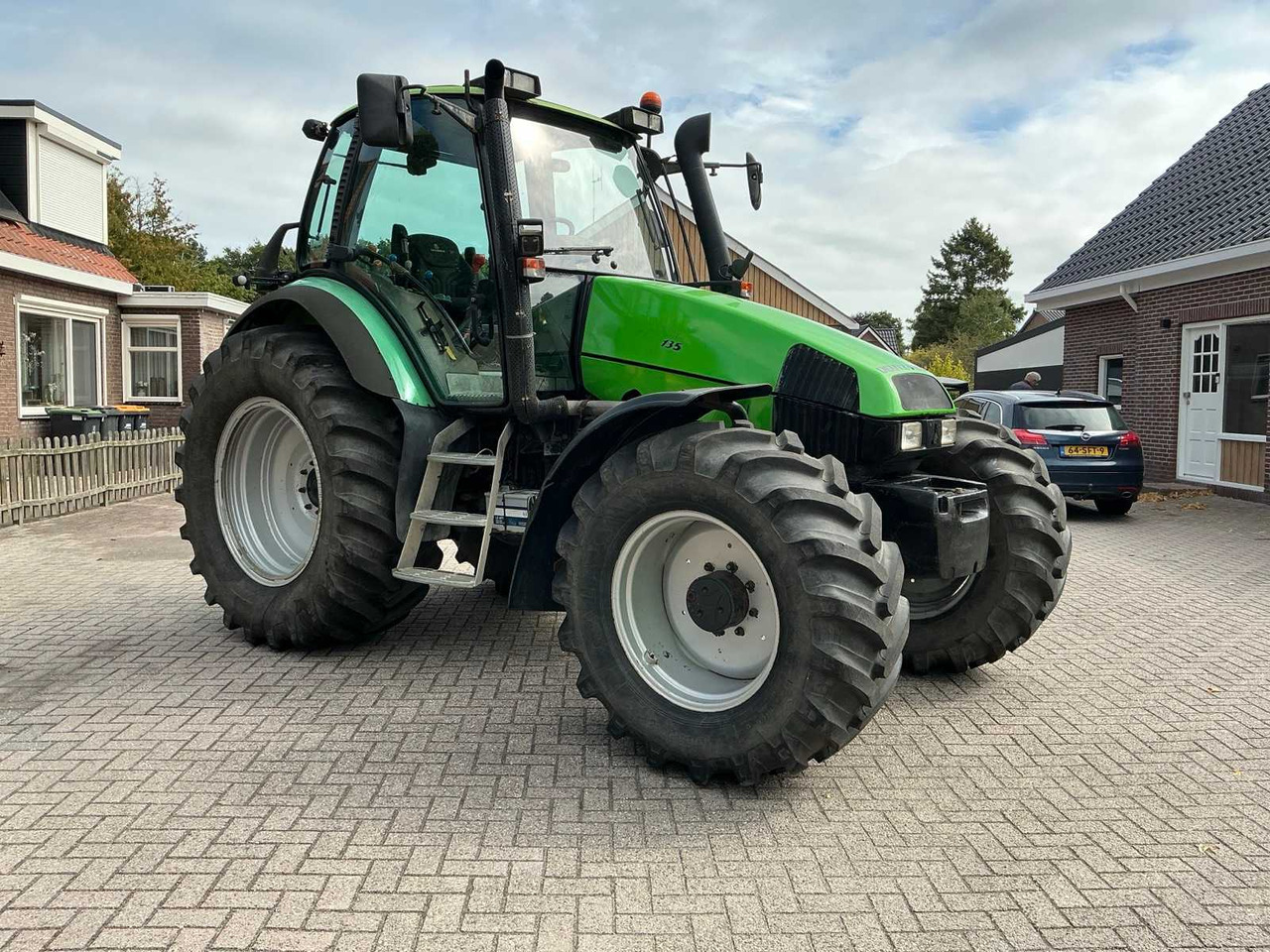 1998 DEUTZ-FAHR AGROTRON 135 MK 2 ALL-WHEEL DRIVE FARM TRACTOR - Traktor: obrázok 4 1998 DEUTZ-FAHR AGROTRON 135 MK 2 ALL-WHEEL DRIVE FARM TRACTOR - Traktor: obrázok 4