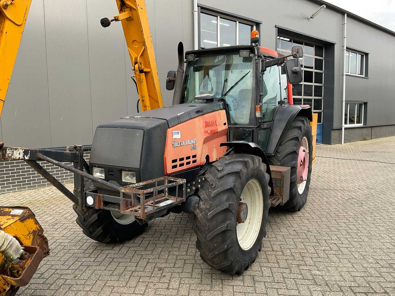 1999 VALTRA VALMET 8150 HITECH ALL-WHEEL DRIVE FARM TRACTOR - Traktor: obrázok 3 1999 VALTRA VALMET 8150 HITECH ALL-WHEEL DRIVE FARM TRACTOR - Traktor: obrázok 3