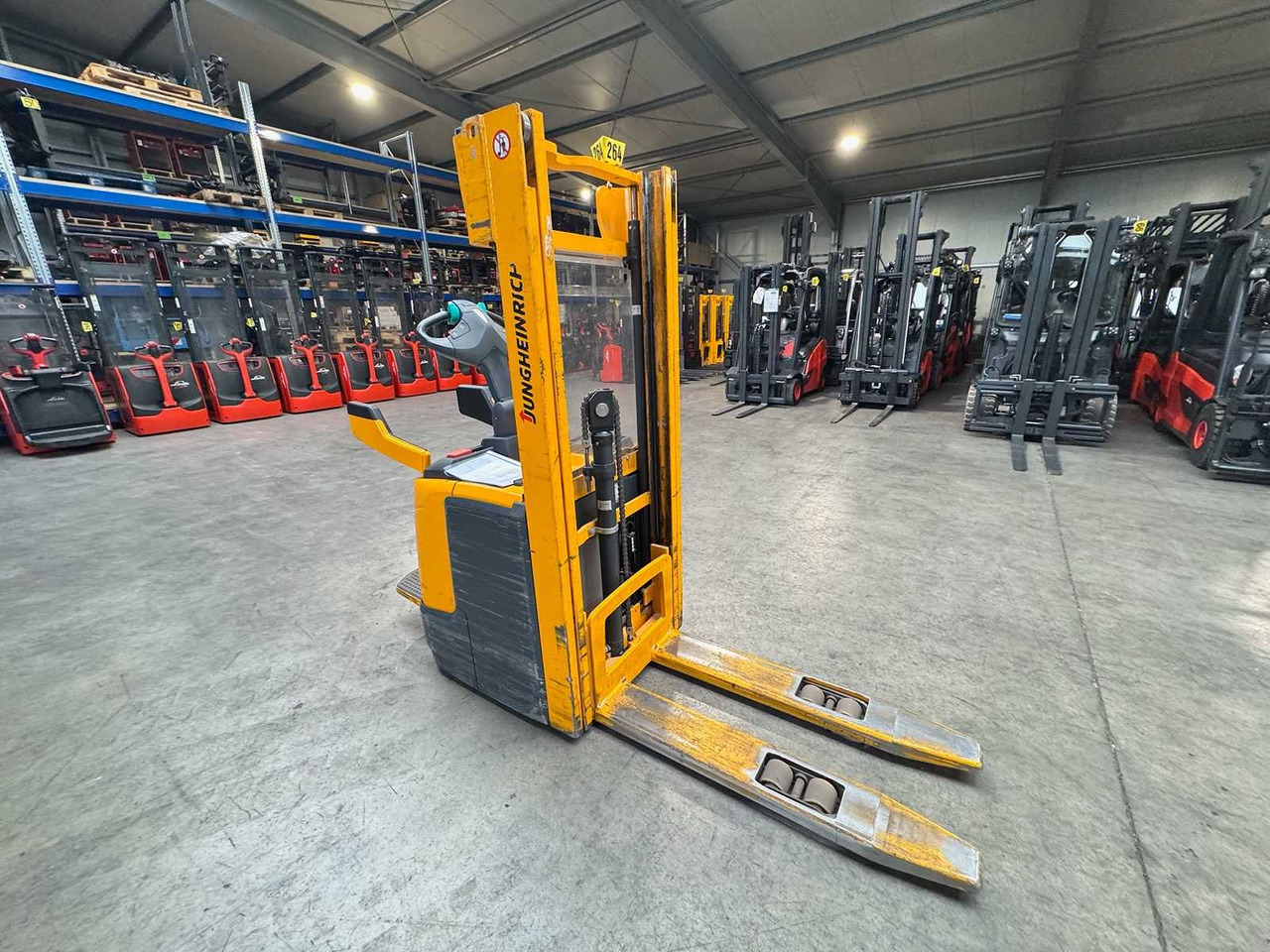 20/2019 SERVICE+UVV 10/2026 JUNGHEINRICH ERC214 1,400KG STACKER PALLET TRUCK ANT FREE LIFT - Vysokozdvižný vozík: obrázok 2 20/2019 SERVICE+UVV 10/2026 JUNGHEINRICH ERC214 1,400KG STACKER PALLET TRUCK ANT FREE LIFT - Vysokozdvižný vozík: obrázok 2