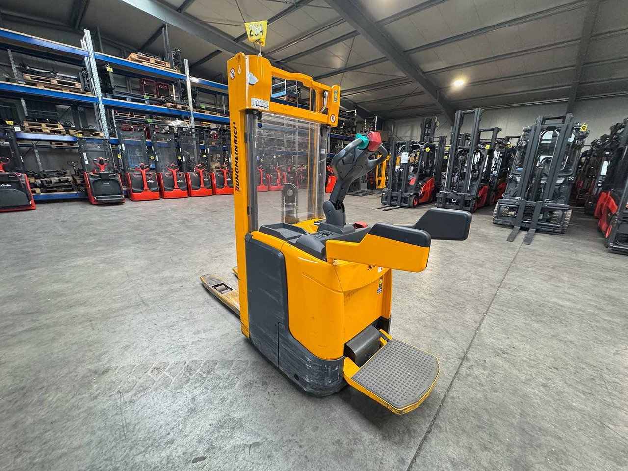 20/2019 SERVICE+UVV 10/2026 JUNGHEINRICH ERC214 1,400KG STACKER PALLET TRUCK ANT FREE LIFT - Vysokozdvižný vozík: obrázok 4 20/2019 SERVICE+UVV 10/2026 JUNGHEINRICH ERC214 1,400KG STACKER PALLET TRUCK ANT FREE LIFT - Vysokozdvižný vozík: obrázok 4