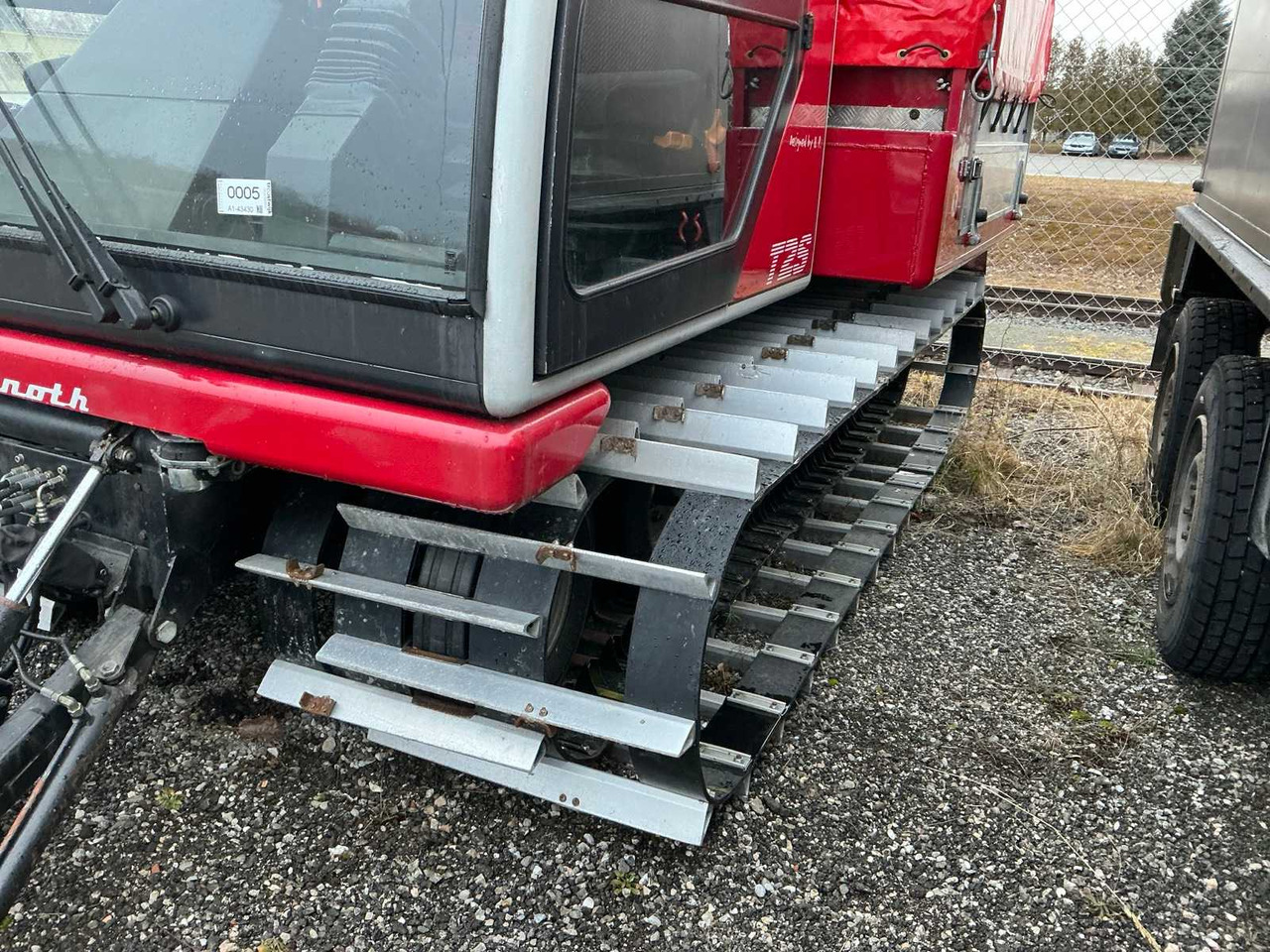 2000 PRINOTH T2S WITH ATTACHMENTS - Pásový traktor: obrázok 3 2000 PRINOTH T2S WITH ATTACHMENTS - Pásový traktor: obrázok 3