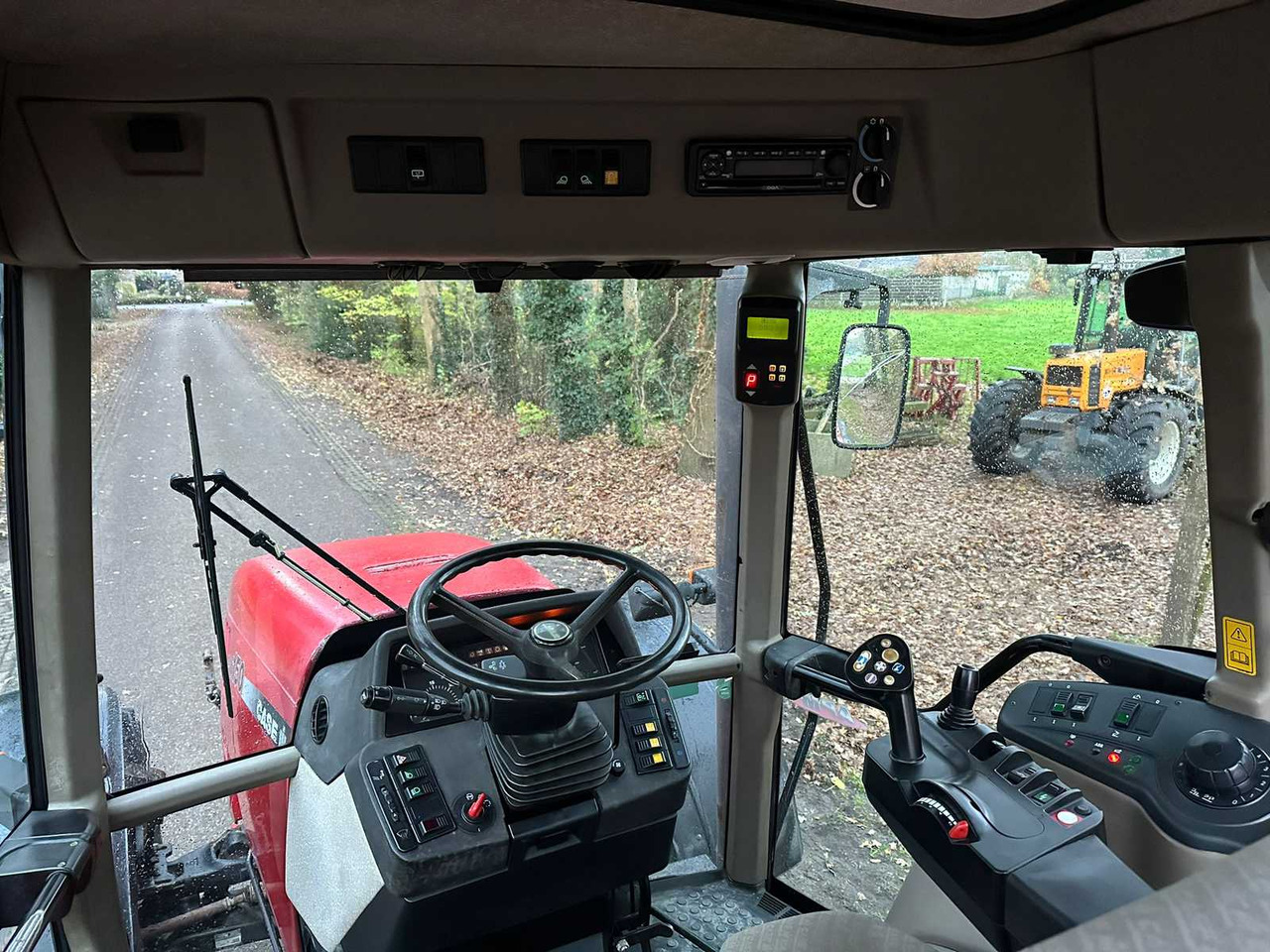 2001 CASE CVX 150 ALL-WHEEL DRIVE FARM TRACTOR - Traktor: obrázok 5 2001 CASE CVX 150 ALL-WHEEL DRIVE FARM TRACTOR - Traktor: obrázok 5