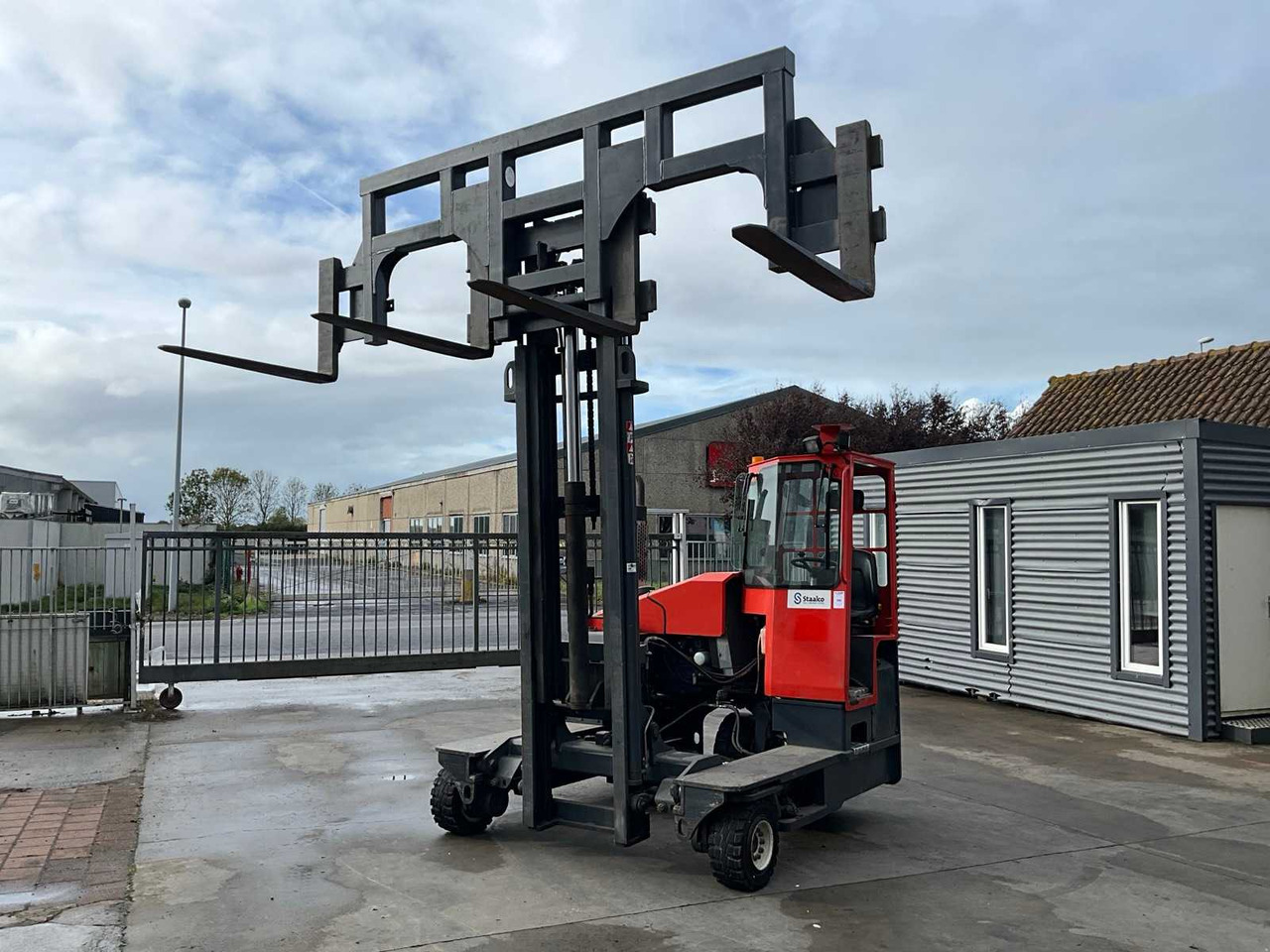 2001 COMBILIFT 4500 FORKLIFT 4-WAY - Vysokozdvižný vozík: obrázok 2 2001 COMBILIFT 4500 FORKLIFT 4-WAY - Vysokozdvižný vozík: obrázok 2