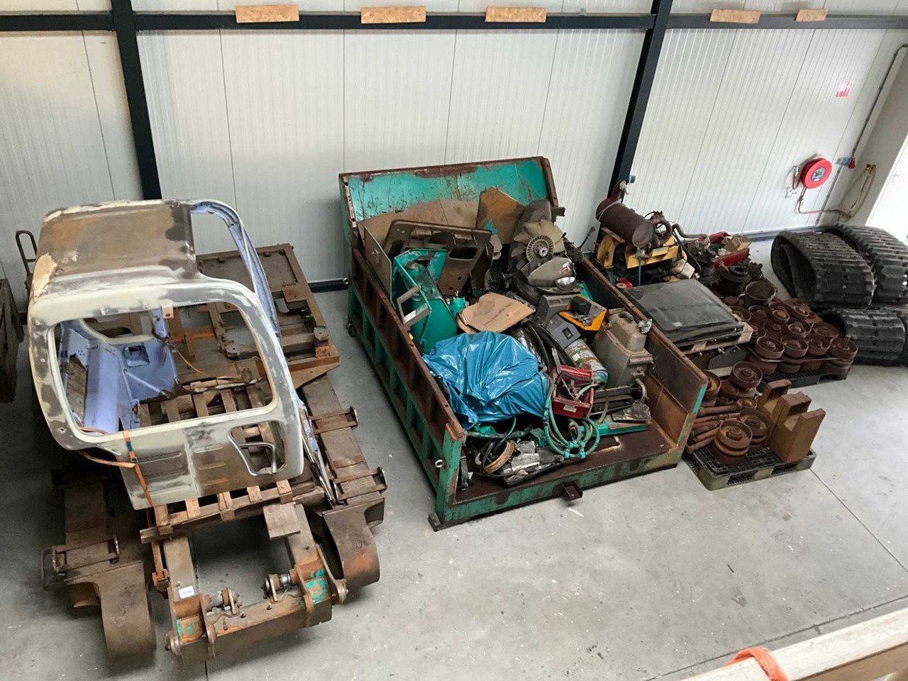 2001 KOMATSU CD 60-R ROTARY TRACK DUMPER - Mini damper: obrázok 4 2001 KOMATSU CD 60-R ROTARY TRACK DUMPER - Mini damper: obrázok 4