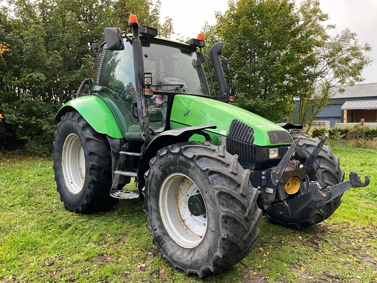 2002 DEUTZ-FAHR AGROTRON 135 MK ALL-WHEEL DRIVE FARM TRACTOR - Traktor: obrázok 4 2002 DEUTZ-FAHR AGROTRON 135 MK ALL-WHEEL DRIVE FARM TRACTOR - Traktor: obrázok 4
