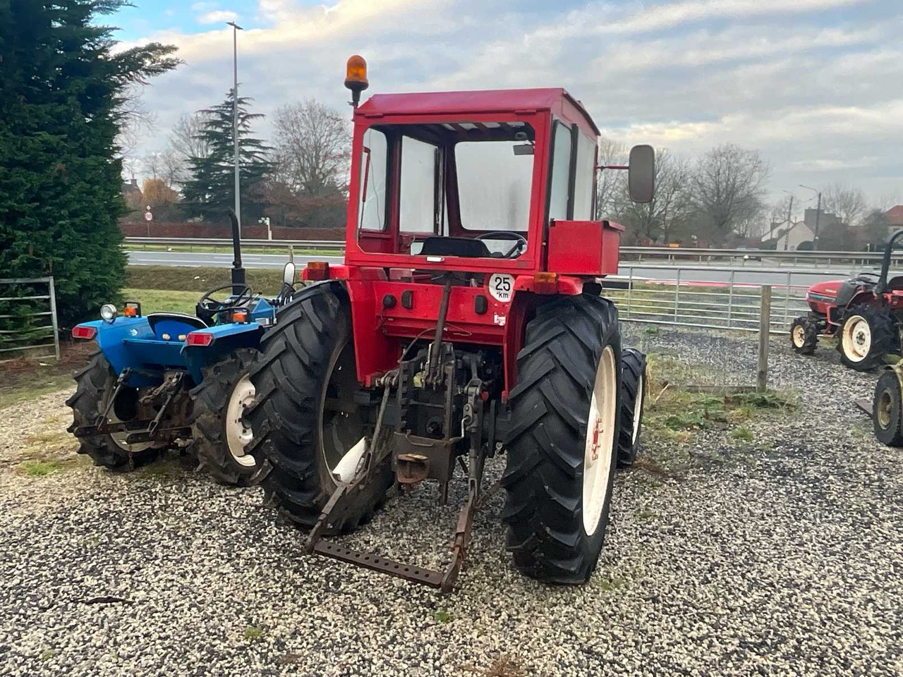 2002 SHIBAURA SP5040 FOUR WHEEL DRIVE FARM TRACTOR - Traktor: obrázok 4 2002 SHIBAURA SP5040 FOUR WHEEL DRIVE FARM TRACTOR - Traktor: obrázok 4