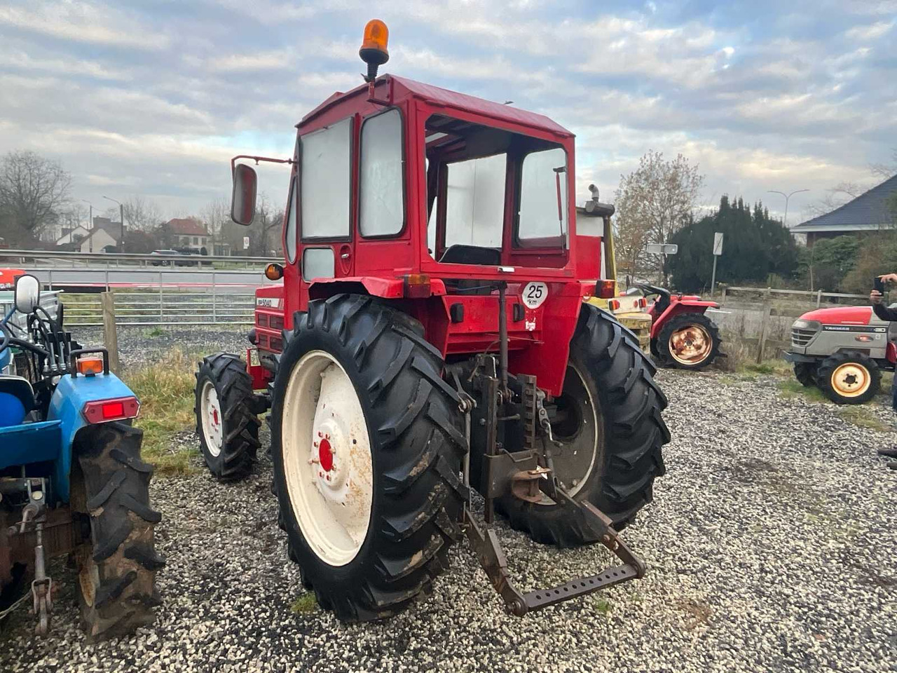 2002 SHIBAURA SP5040 FOUR WHEEL DRIVE FARM TRACTOR - Traktor: obrázok 5 2002 SHIBAURA SP5040 FOUR WHEEL DRIVE FARM TRACTOR - Traktor: obrázok 5