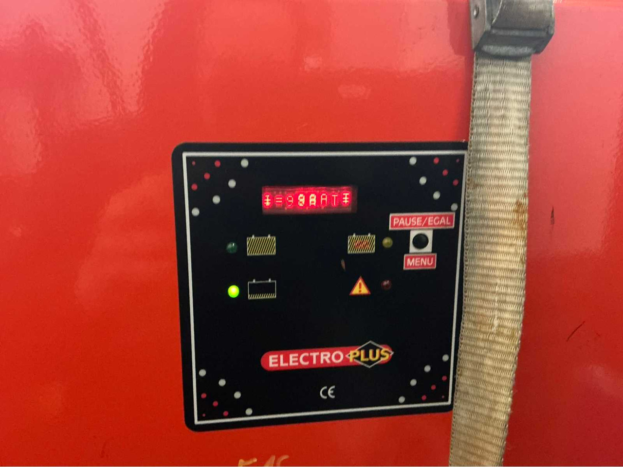 2005 LINDE-FENWICK E16C-02 FORKLIFT - Vysokozdvižný vozík: obrázok 4 2005 LINDE-FENWICK E16C-02 FORKLIFT - Vysokozdvižný vozík: obrázok 4