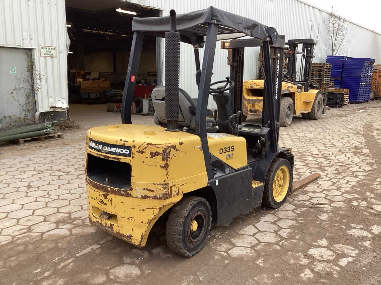 2006 DOOSAN D33S-3 FORKLIFT - Vysokozdvižný vozík: obrázok 3 2006 DOOSAN D33S-3 FORKLIFT - Vysokozdvižný vozík: obrázok 3